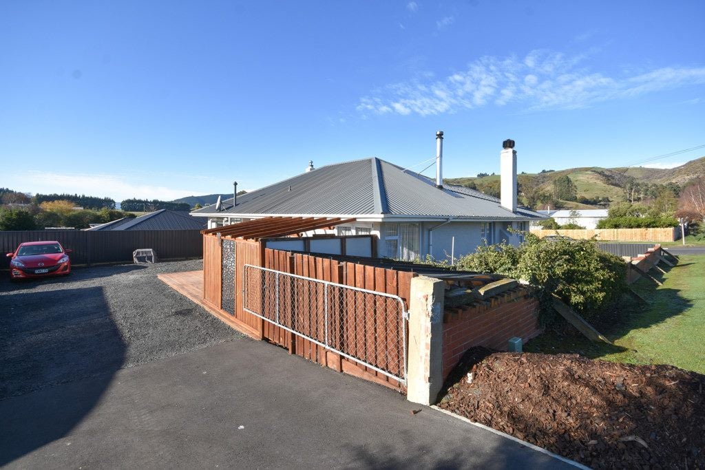 19 Castleton Street, Allanton, Mosgiel - Carousel 21