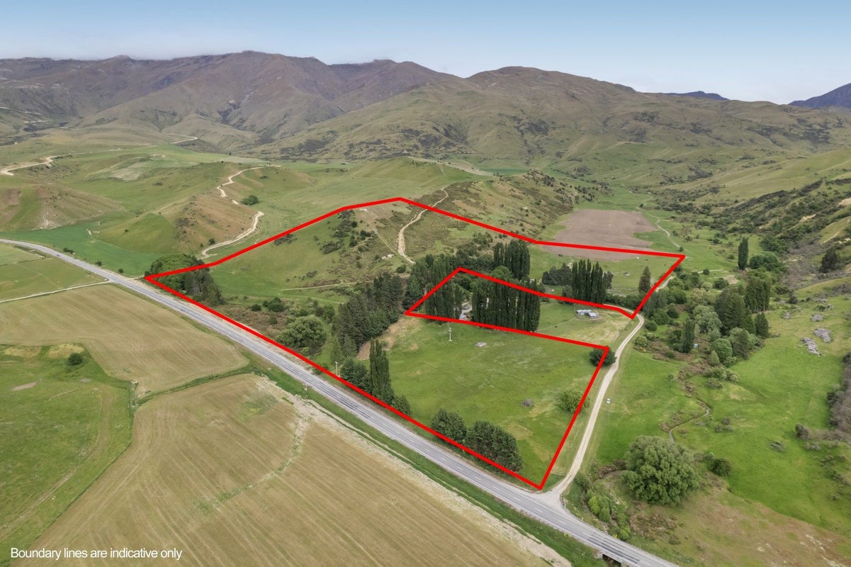 1940 Cardrona Valley Road, Wanaka - Carousel 2