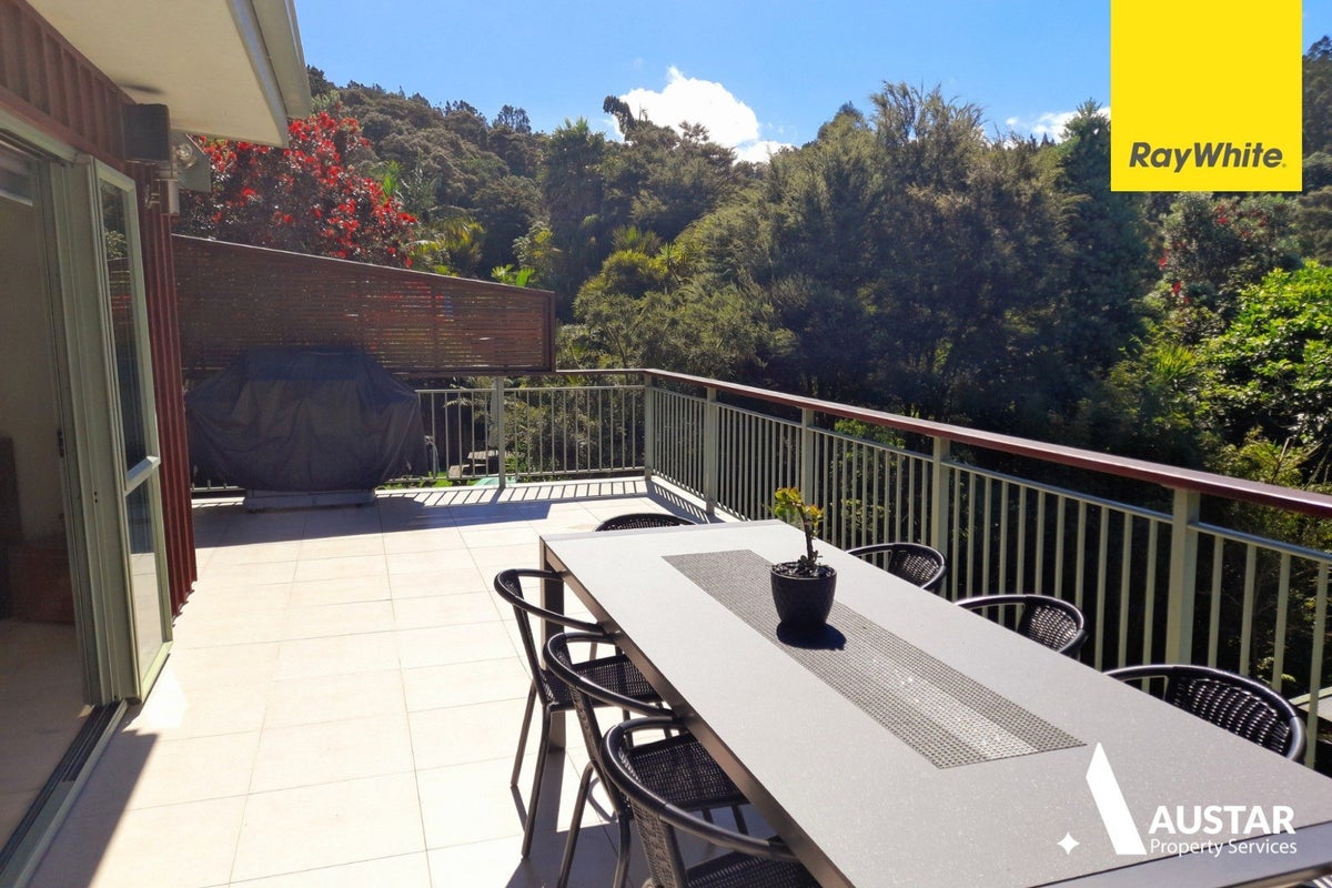 6 Dorothy Road, Laingholm, Auckland - Carousel 2