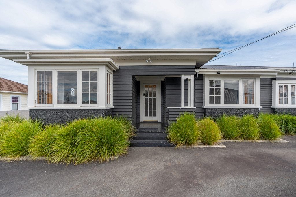 180 Cambridge Road, Hillcrest, Hamilton, Waikato - Carousel 1