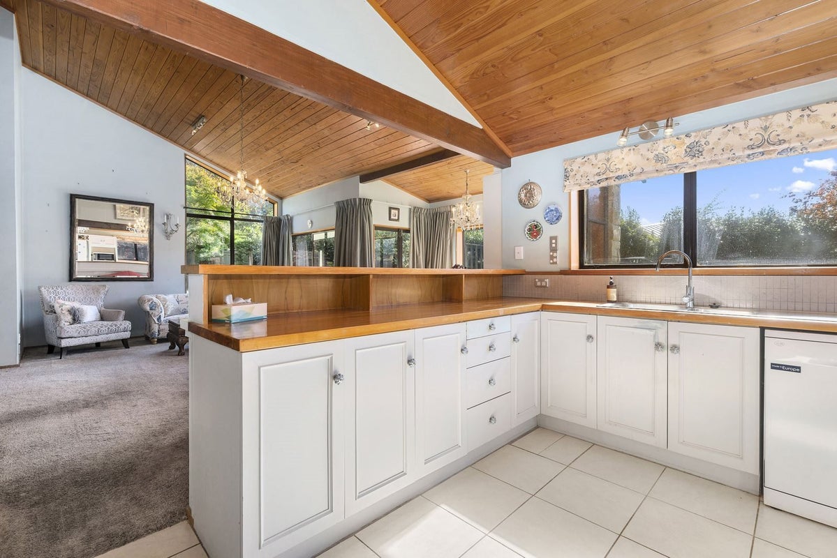 42B Sophia Street, Glenholme, Rotorua - Carousel 1