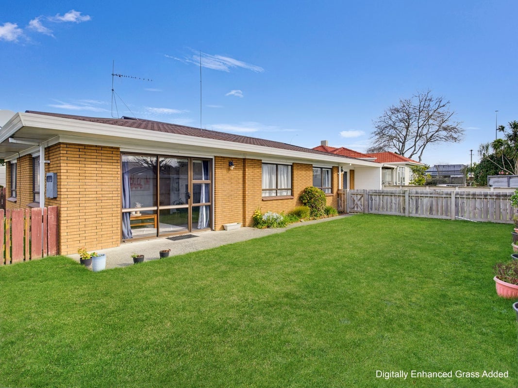 90a Cook Street, Hamilton East, Hamilton, Waikato - Carousel 2