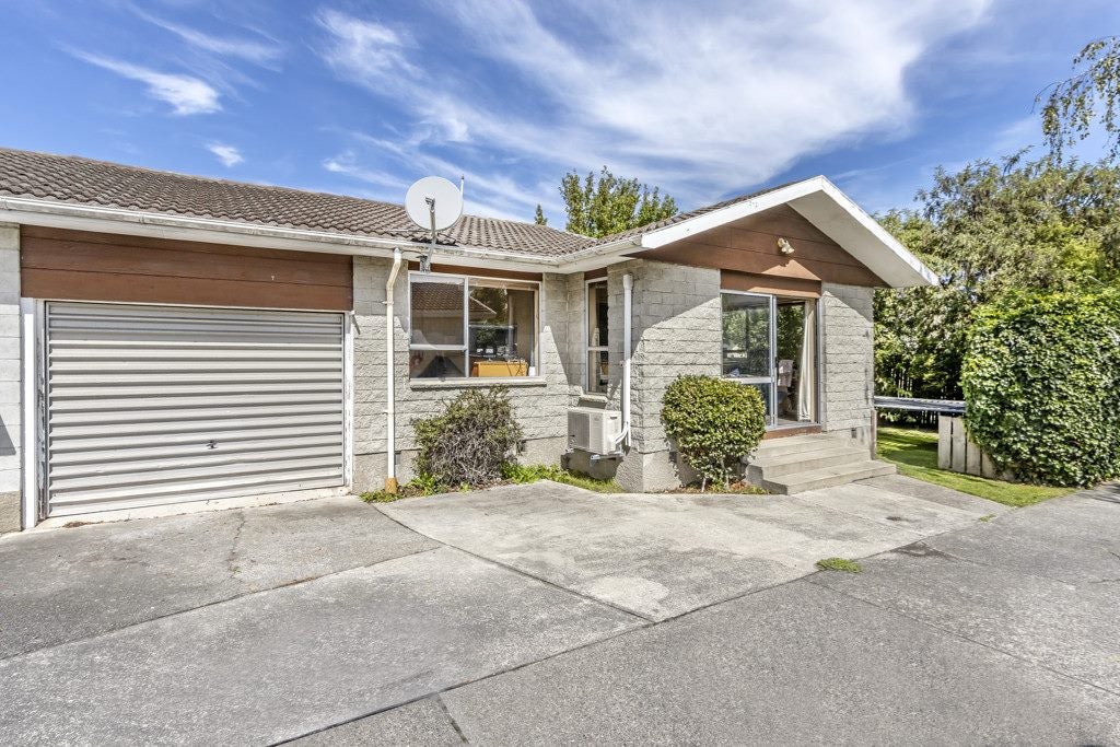 1/73 Solomon Avenue, Redwood, Christchurch - Carousel 1