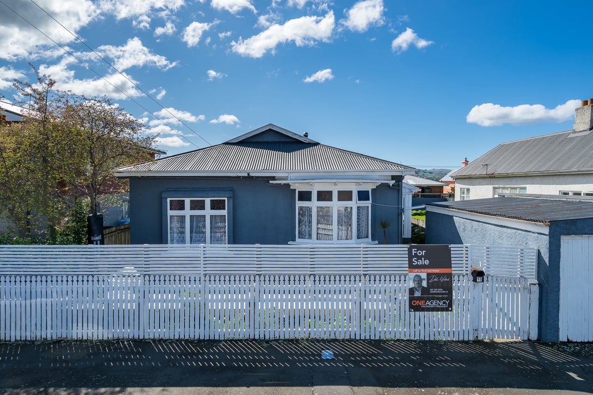 14 Richmond Street, Forbury, Dunedin - Carousel 1