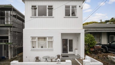 29 Hiropi Street, Newtown, Wellington - Carousel 1