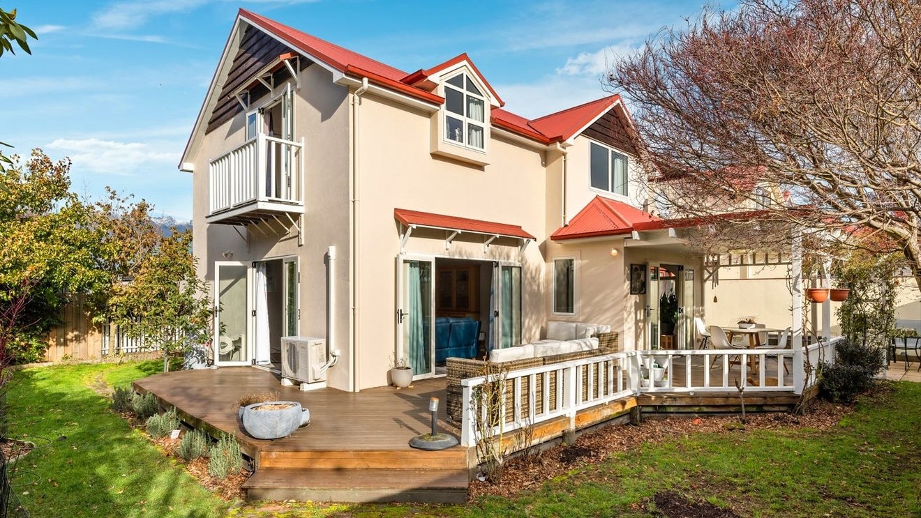 12B DAVEYS PLace, Arrowtown, ARROWTOWN - Carousel 1