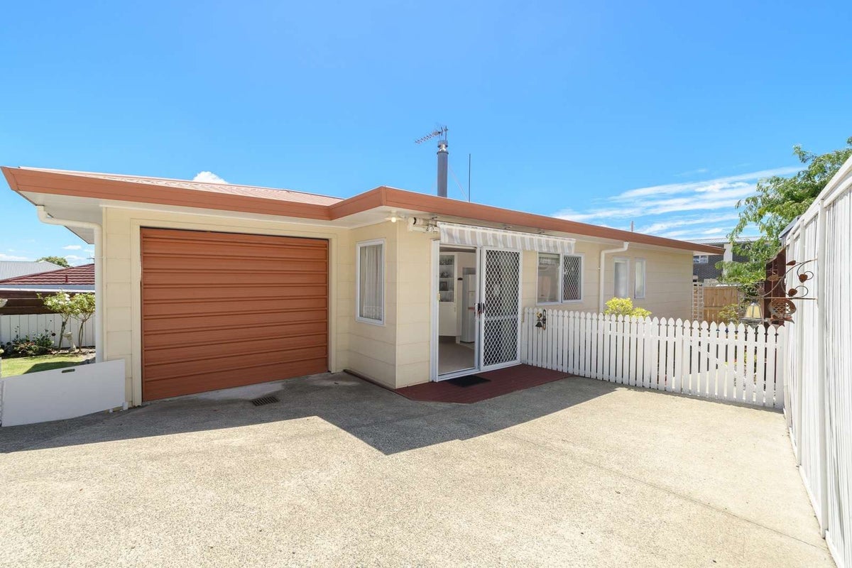 35A Kiteroa Street, Greerton, Tauranga - Carousel 1