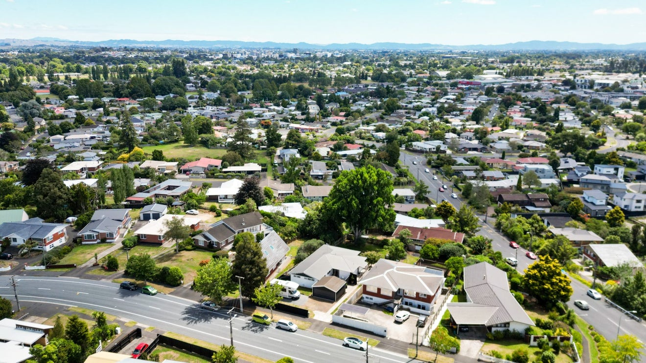 43 Hillcrest Road, Hillcrest, Hamilton - Carousel 29