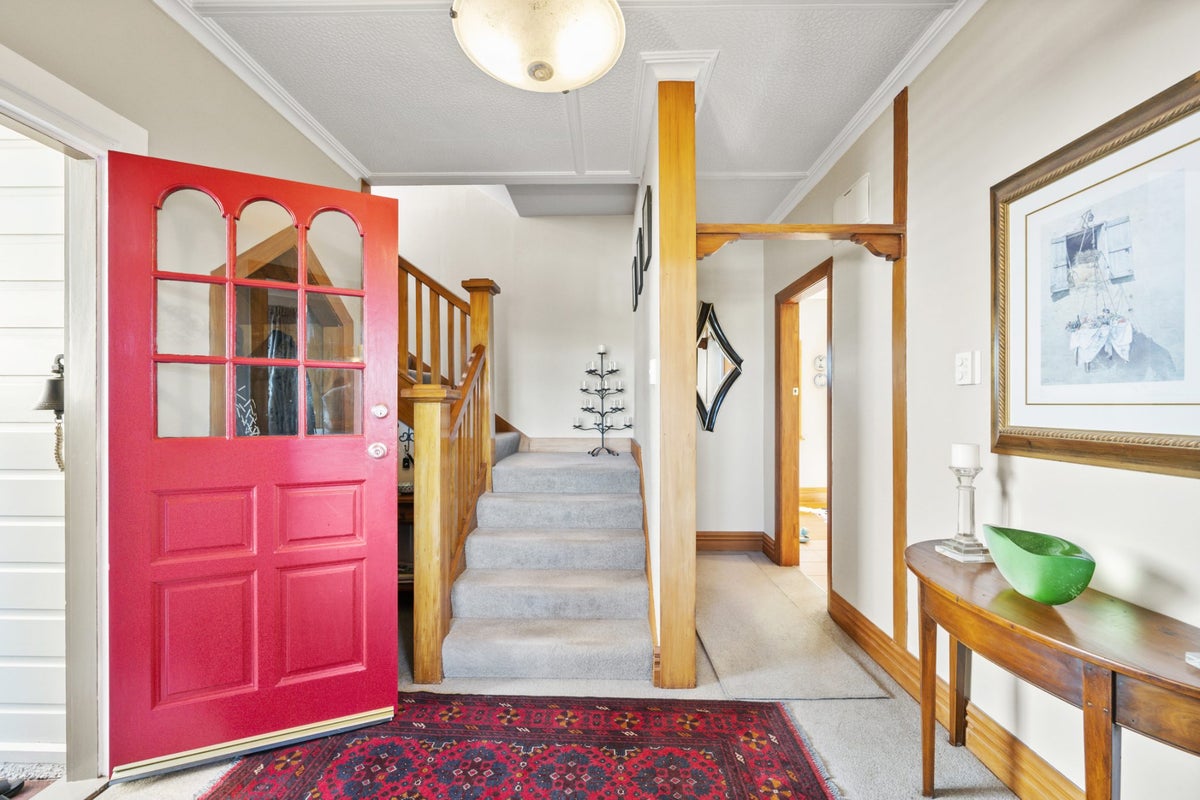 27 Kainui Road, Hataitai, Wellington - Carousel 2