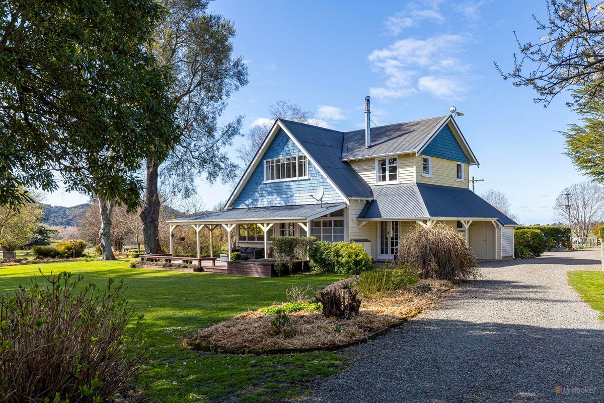 104 School Road, Pleasant Valley - Carousel 2