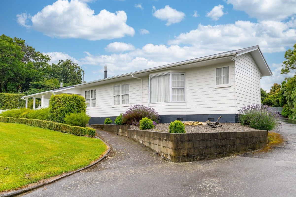 72 Manuka Street, Lansdowne, Masterton - Carousel 1