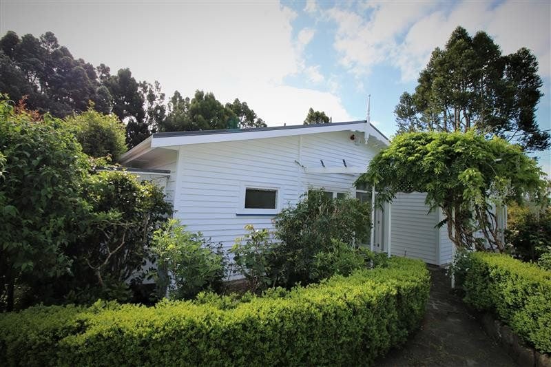 185 Atkinson Road, Titirangi, Auckland - Carousel 2