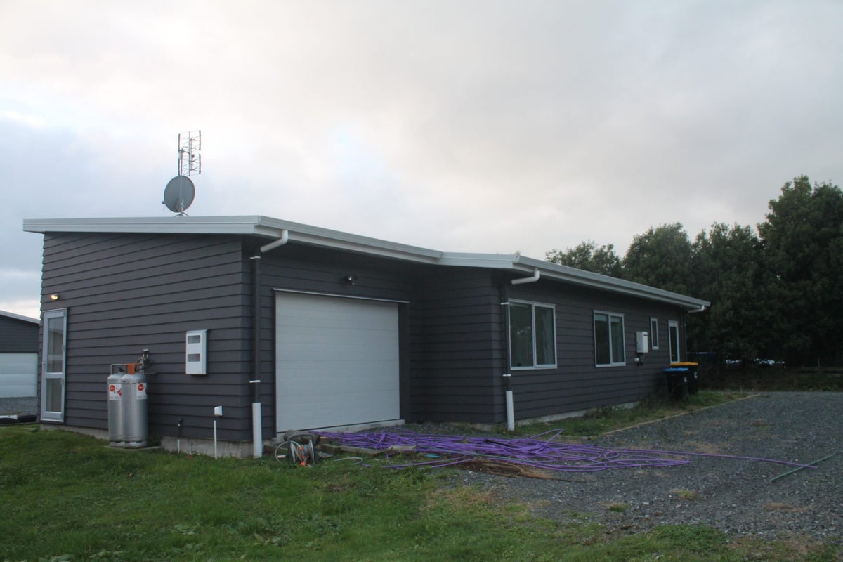 239 Houchens Road, Glenview, Hamilton - Carousel 37