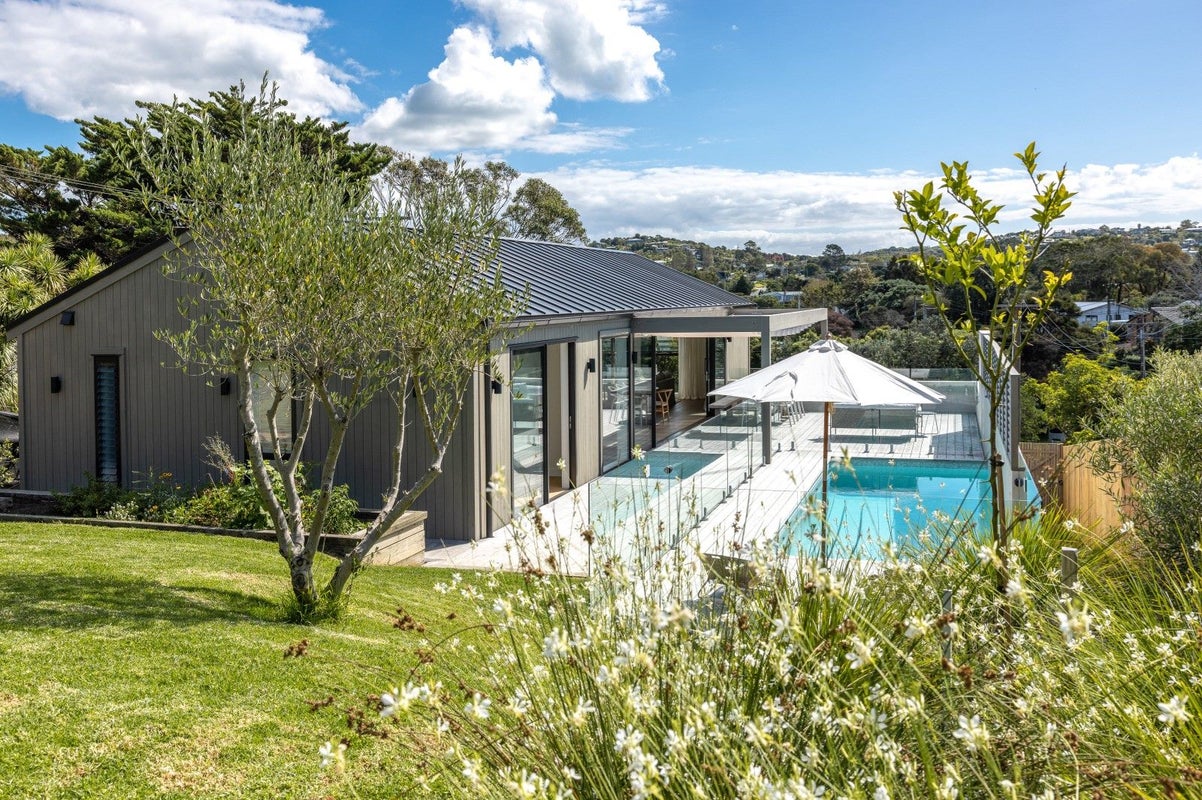 26 Moa Avenue, Oneroa, Waiheke Island - Carousel 1
