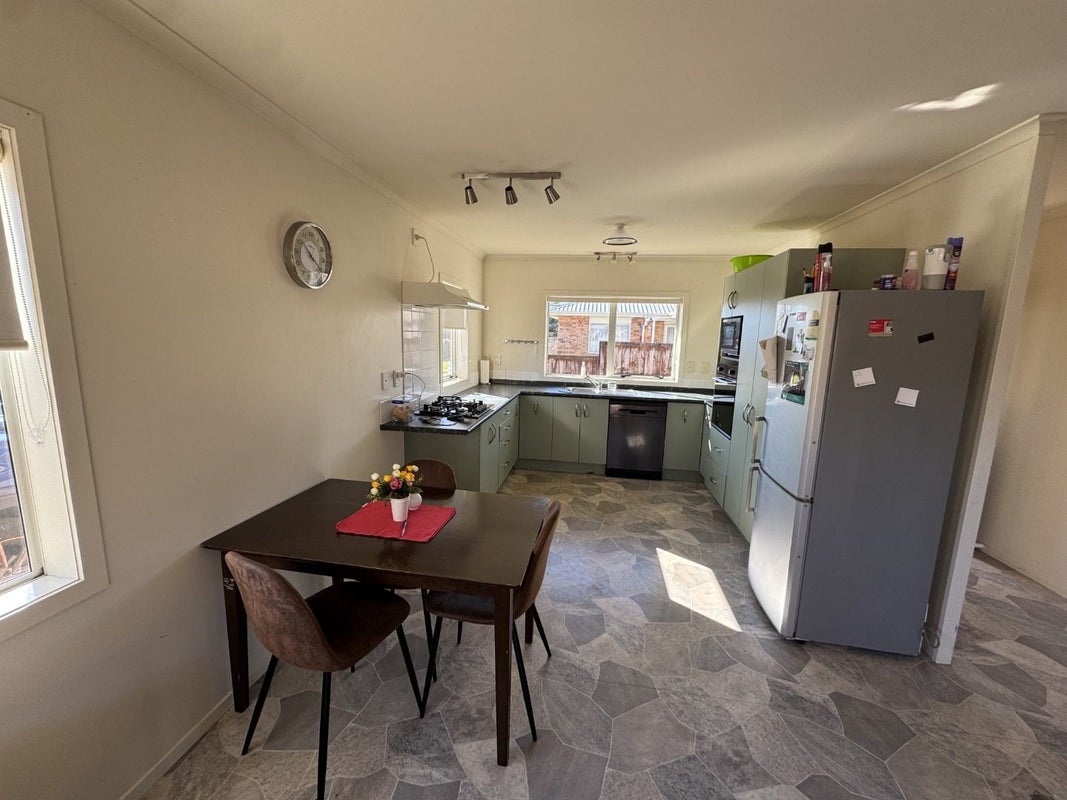 5 Corsair Place, Melville, Hamilton - Carousel 2