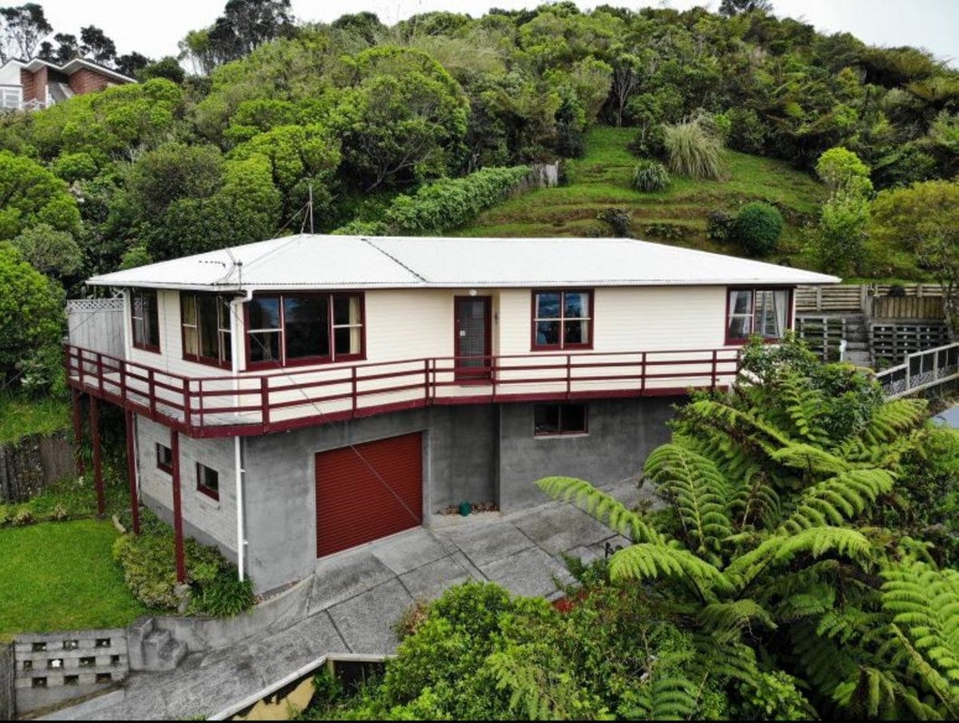 26 Akatea Road, Korokoro, Lower Hutt - Carousel 2