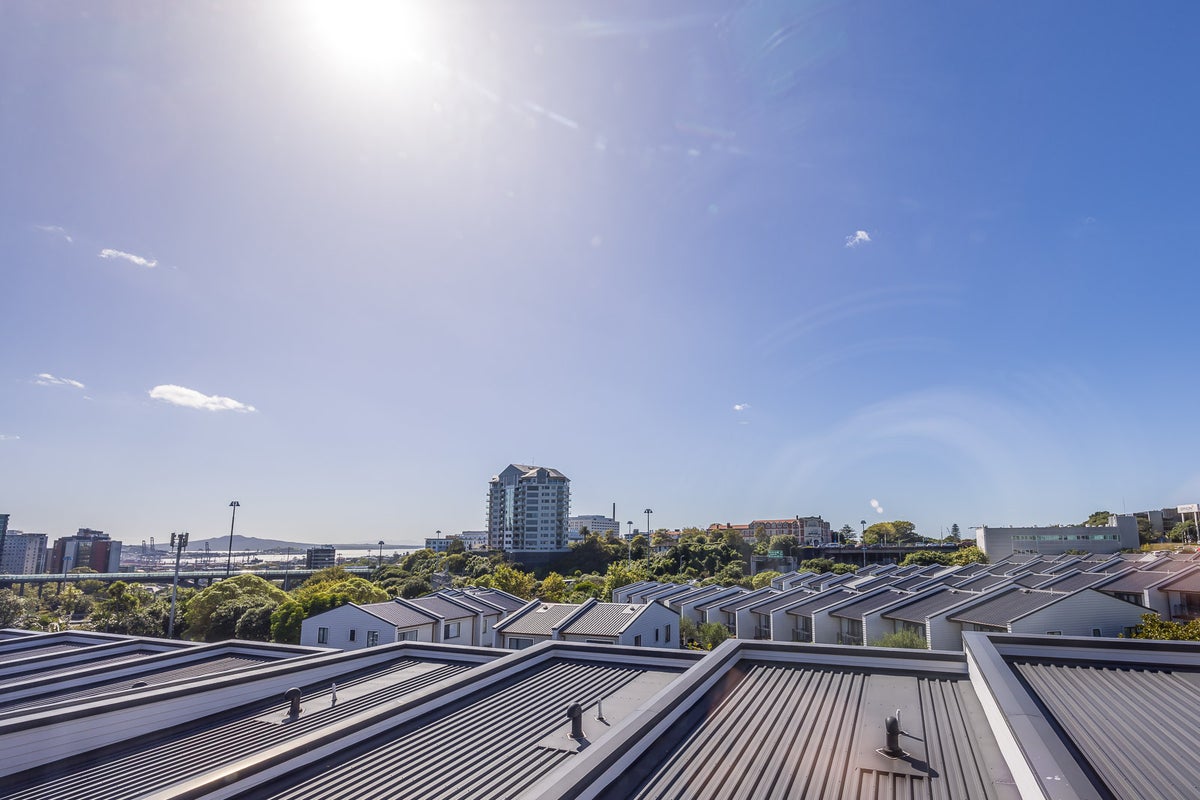 26/1 Glenside Crescent, Grafton, Auckland - Carousel 23