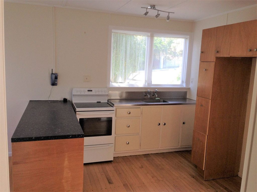 72 Beazley Avenue, Paparangi, Wellington - Carousel 9