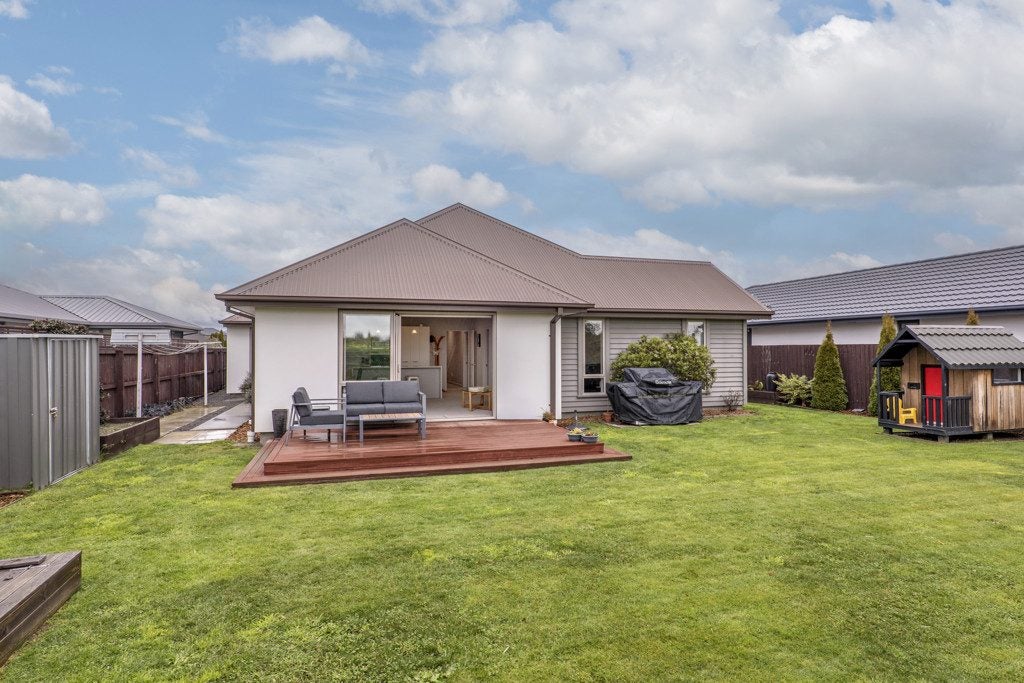 32 Flaxon Place, Burwood, Christchurch - Carousel 17