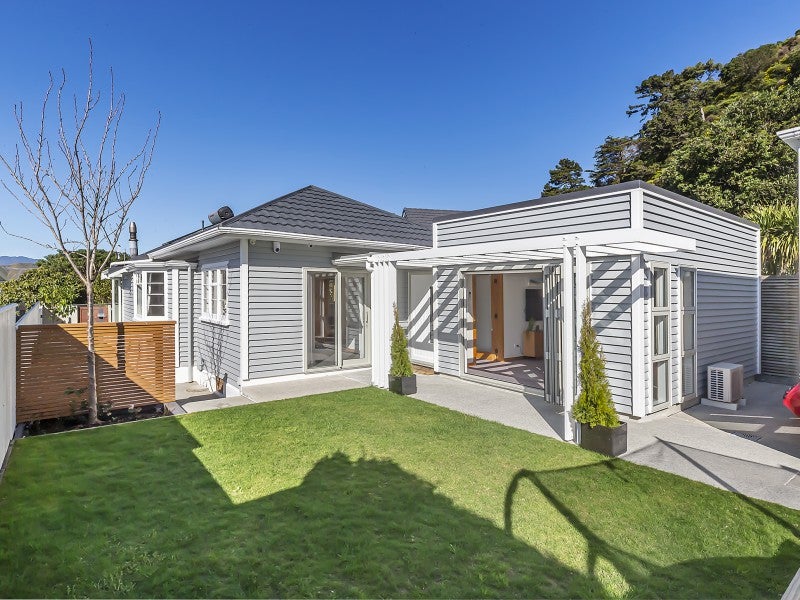 55 Ferry Street, Seatoun, Wellington - Carousel 1