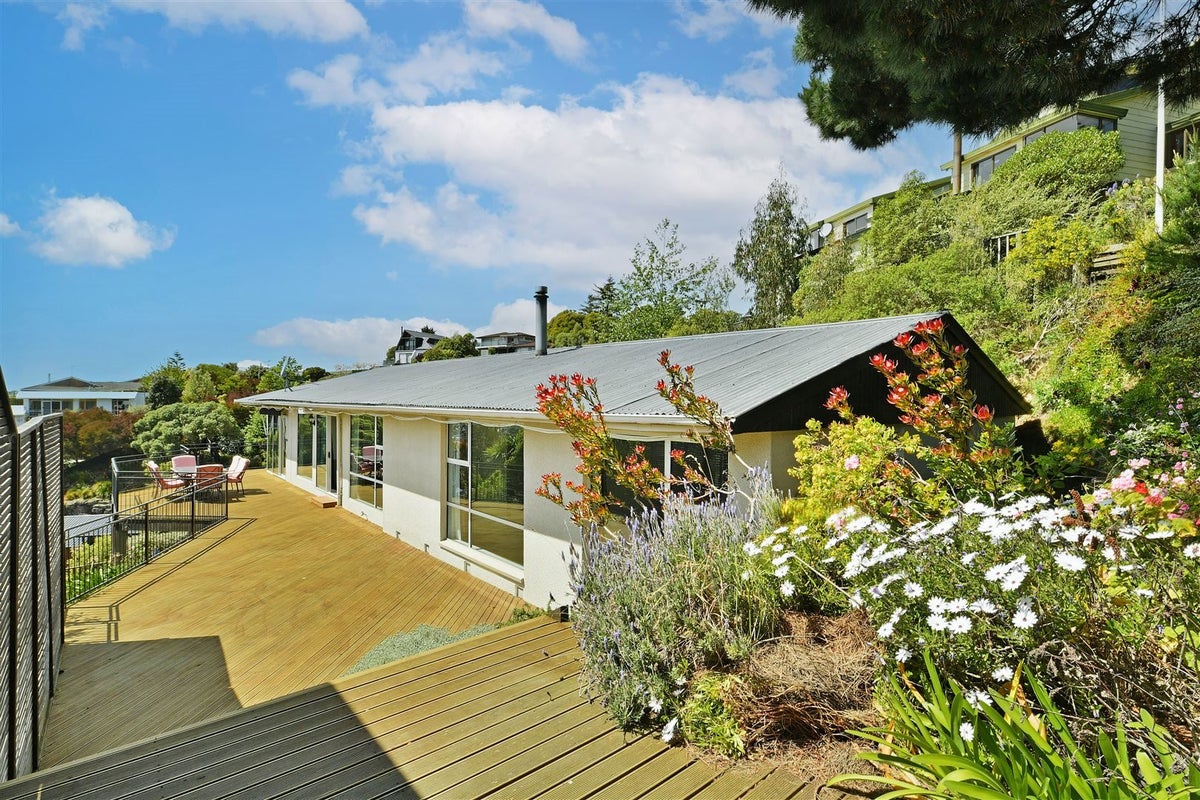 82 Kidson Terrace, Cashmere, Christchurch - Carousel 2