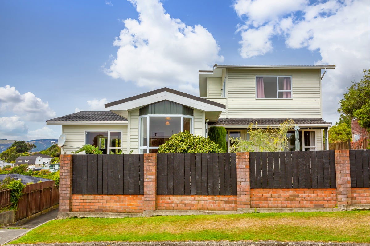 21 The Anchorage, Whitby, Porirua - Carousel 1