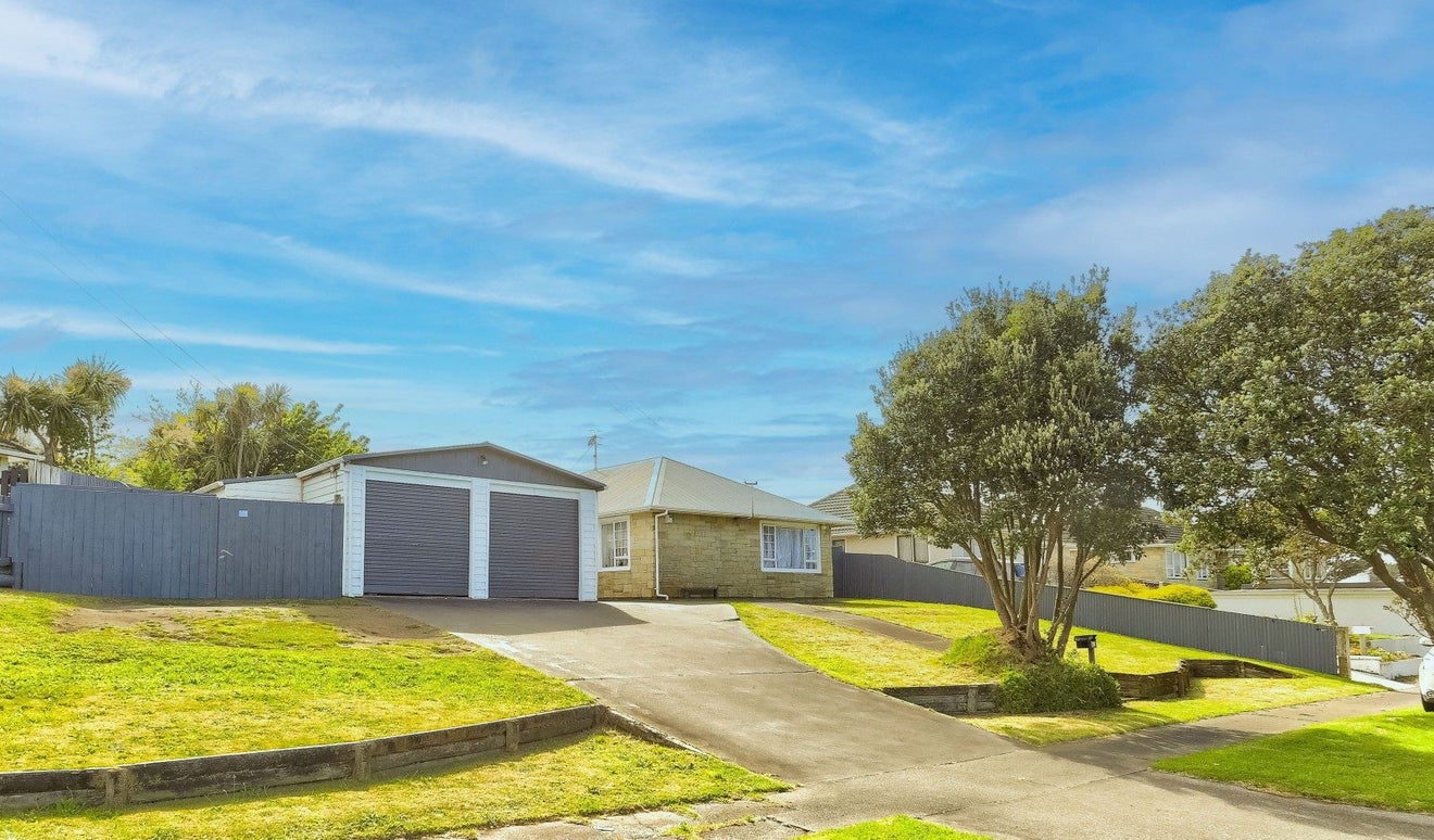 84 Polson Street, Castlecliff, Whanganui - Carousel 1