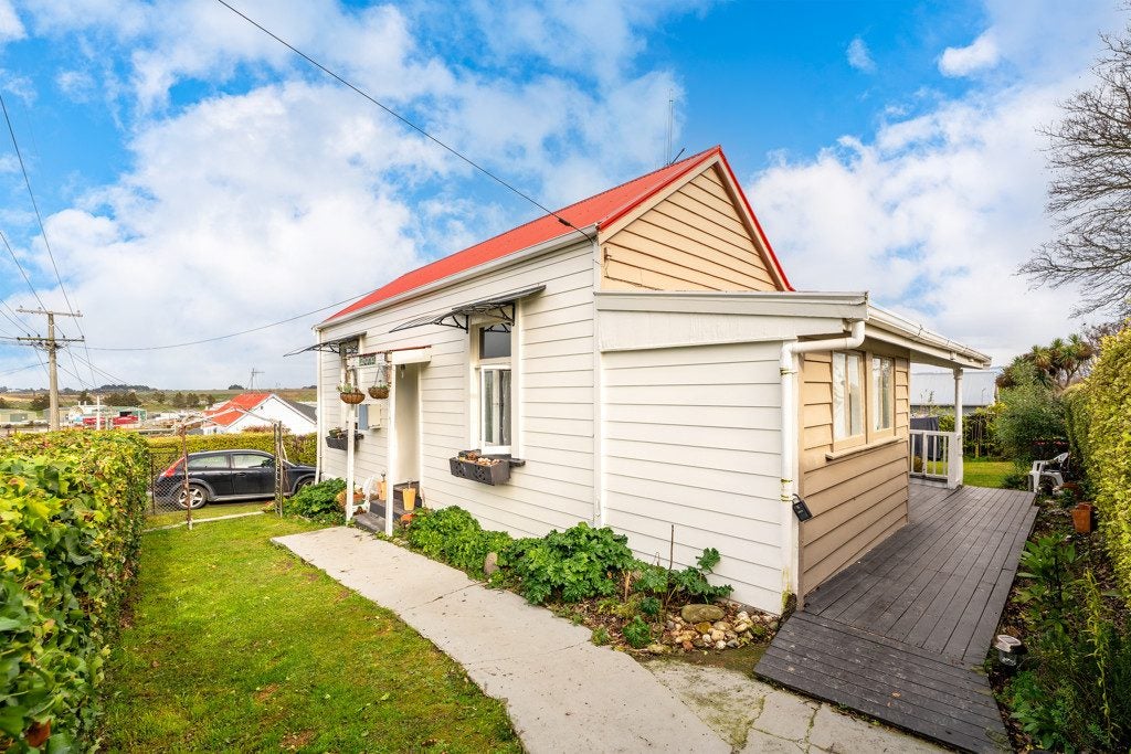 15 Flinders Street, Kensington, Timaru - Carousel 1