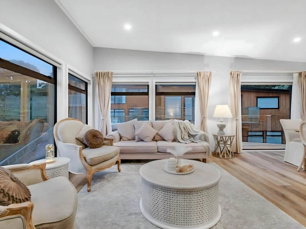 6A Waikowhai Road, Mount Roskill, Auckland - Carousel 2
