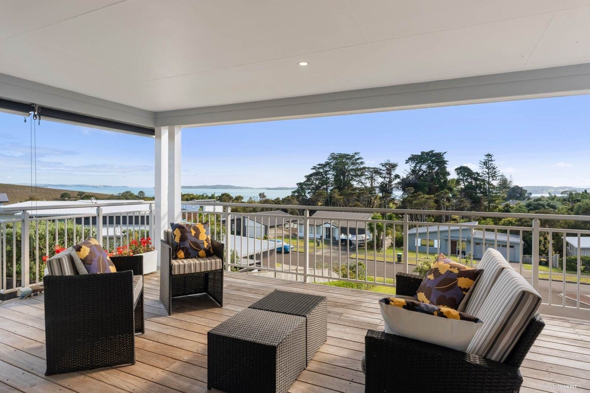 25 Te Puru Drive, Maraetai, Auckland - Carousel 2