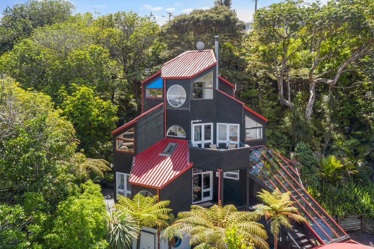 12 Carlisle Road, Browns Bay, Auckland - Carousel 1