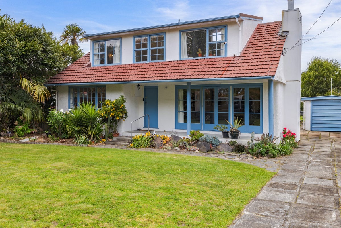 42 Cresswell Avenue, Burwood, Christchurch - Carousel 1