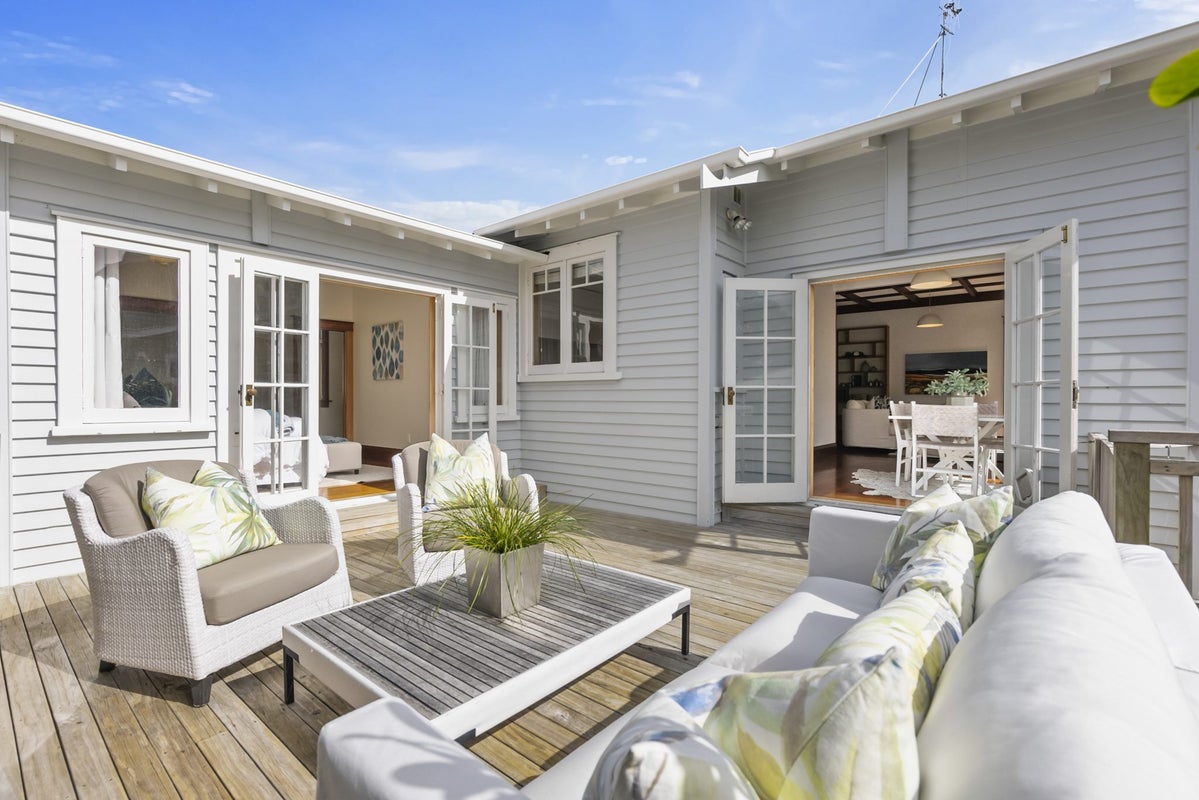 7 Korokino Road, Greenlane, Auckland - Carousel 2