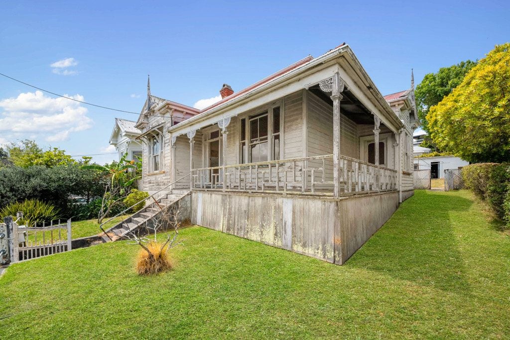 122 Crummer Road, Grey Lynn, Auckland - Carousel 1