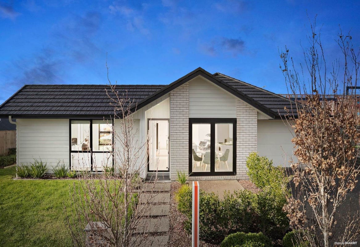 22 Jonah Lomu Drive, Paerata, Pukekohe - Carousel 1
