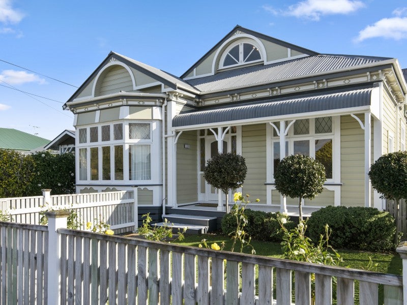 47 Britannia Street, Petone, Lower Hutt - Carousel 20