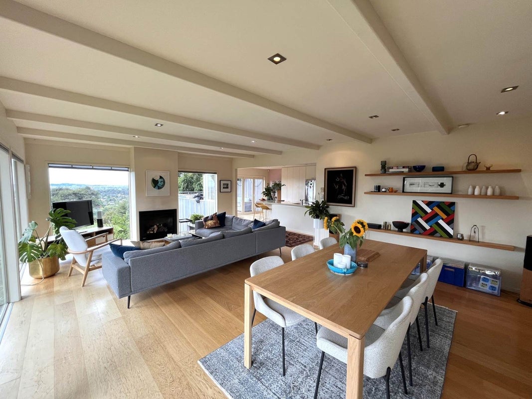 252 Konini Road, Titirangi, Auckland - Carousel 1
