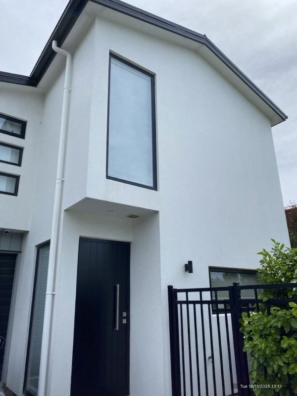 1/49 Olliviers Road, Phillipstown, Christchurch - Carousel 1