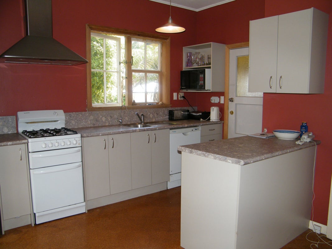 124A Forest Lake Road, Forest Lake, Hamilton - Carousel 2