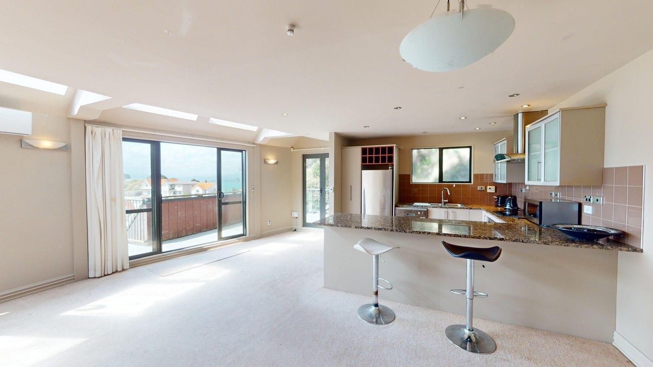 14 Palliser Road, Roseneath, Wellington - Carousel 1