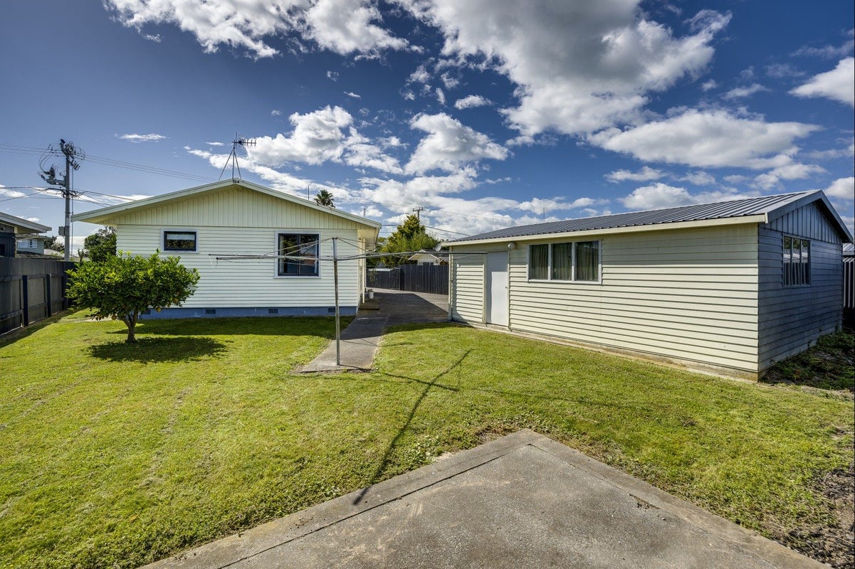 167 Riverbend Road, Onekawa, Napier - Carousel 13