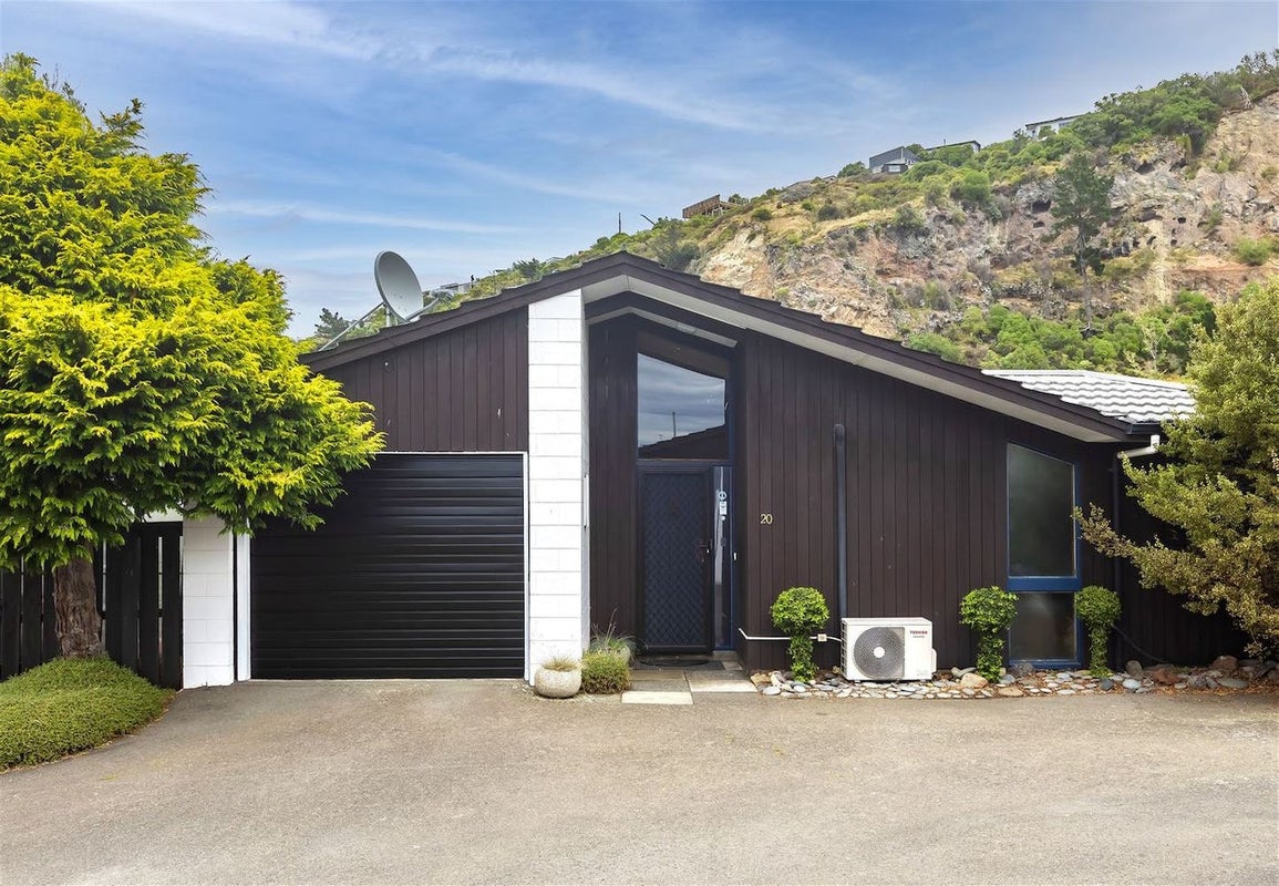 20 Raekura Place, Redcliffs, Christchurch - Carousel 1