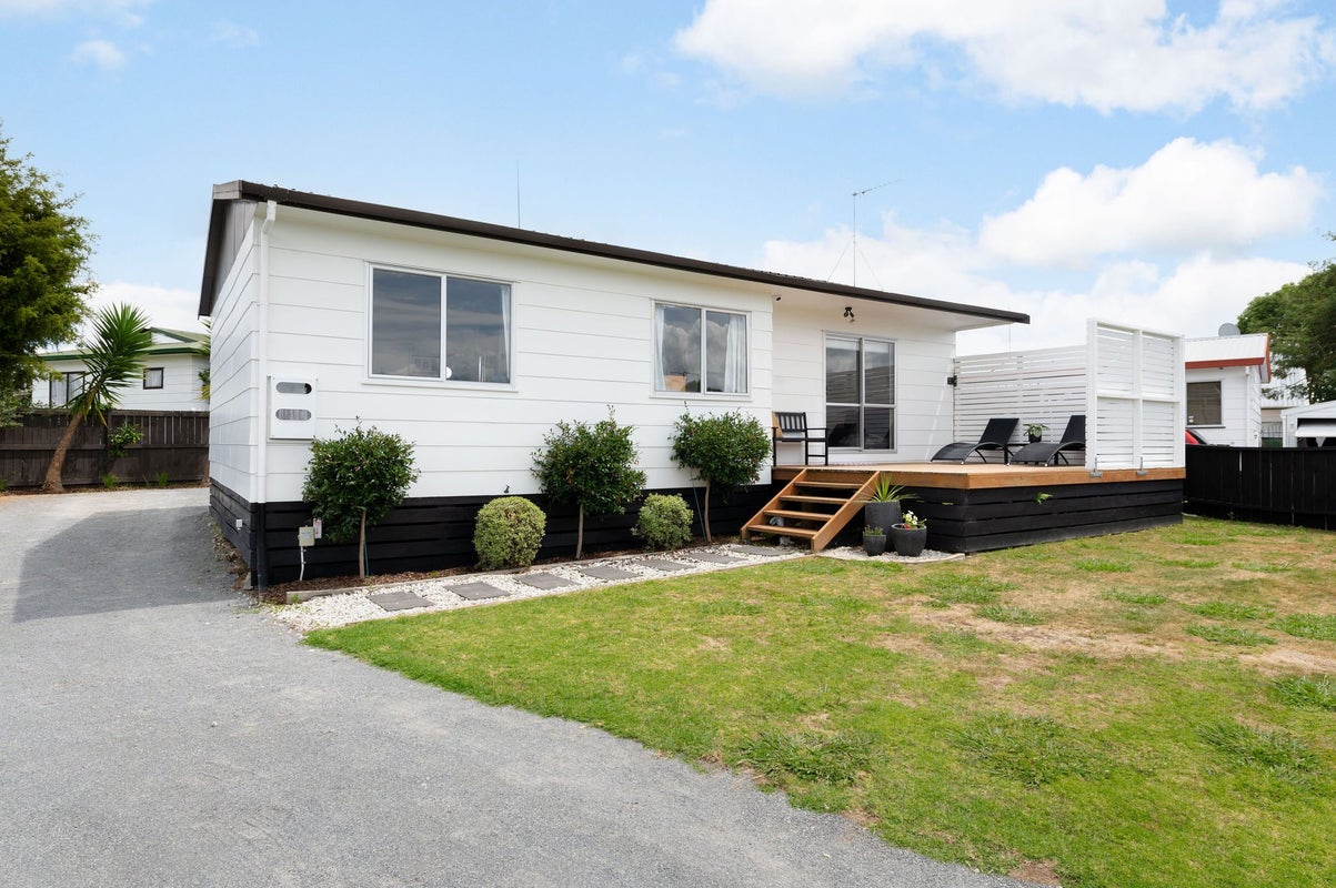 3 Bruton Place, Nawton, Hamilton - Carousel 1