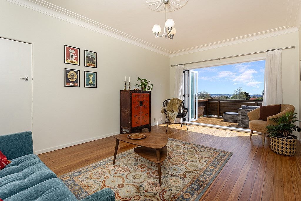 17 Weston Avenue, Mount Albert, Auckland - Carousel 2