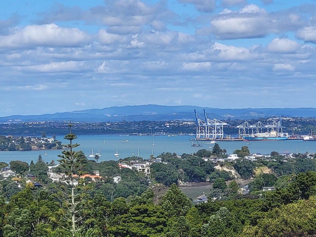 13/270 Onewa Road, Birkenhead, Auckland - Carousel 1