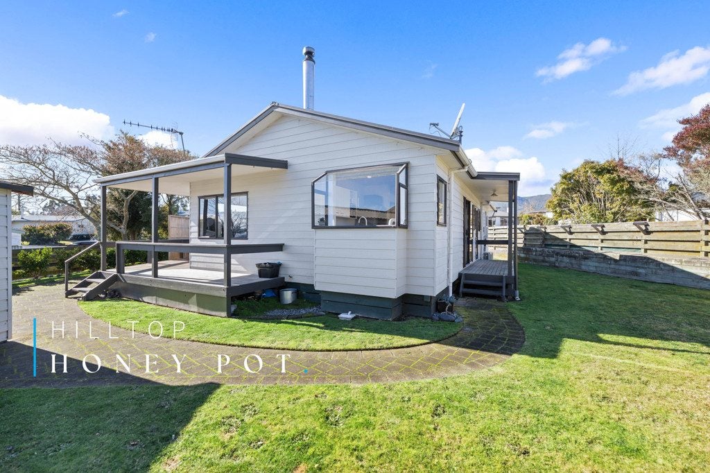 17 Kiddle Drive, Hilltop, Taupo - Carousel 2