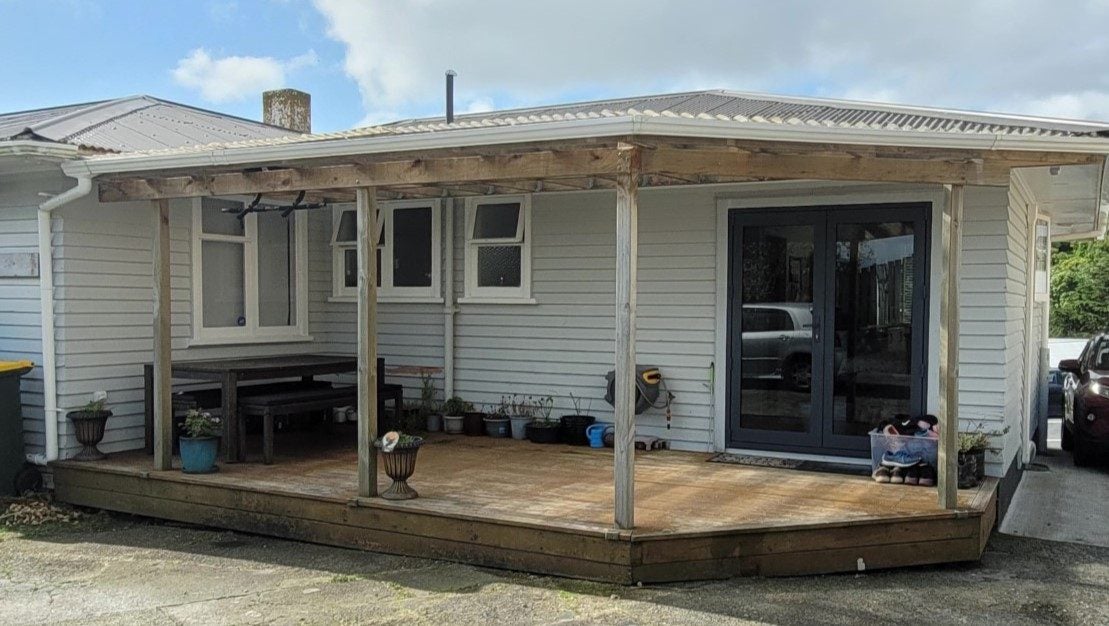 84 Champion Street, Cannons Creek, Porirua - Carousel 14