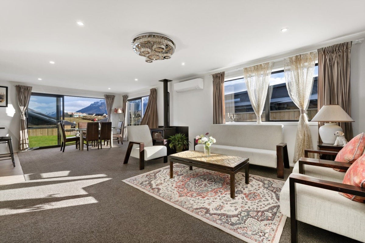 7 Coopworth Road, Jacks Point, Queenstown - Carousel 2
