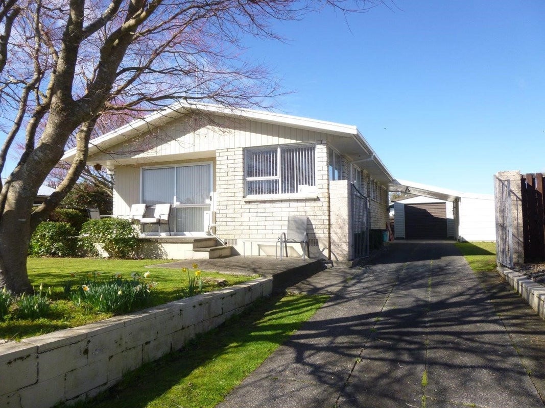 7 Arkle Place, Nawton, Hamilton - Carousel 1