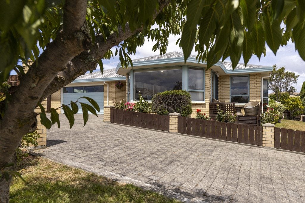 27 TEREICE ST, Witherlea, BLENHEIM - Carousel 2